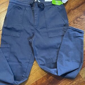 Navy pants with high stretch